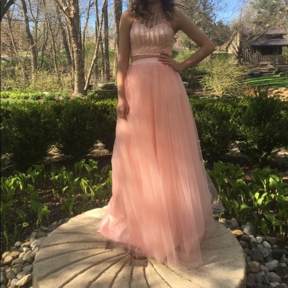 Two-piece light pink prom dress
